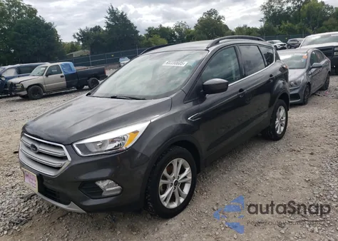 2018 Ford Escape Se из США, поврежденный, VIN 1FMCU0GD6JUC86128